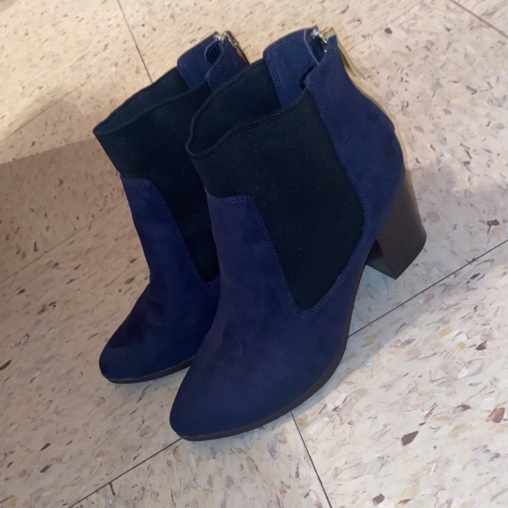 Navy blue faux suede bootie